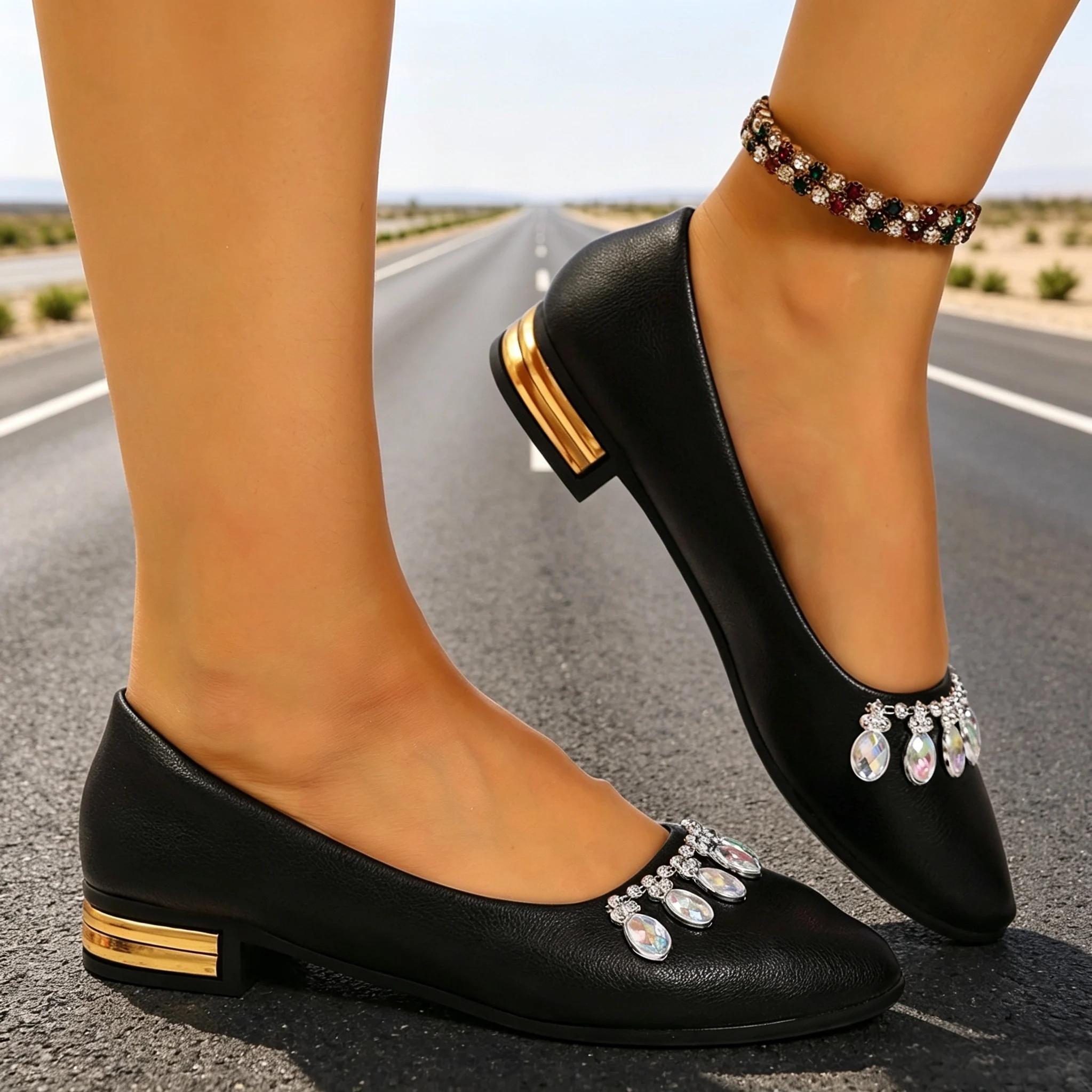 أحذية نسائية مسطحة ذات مقدمة م - مراجعة Outdoor Sports Shoes وسعره